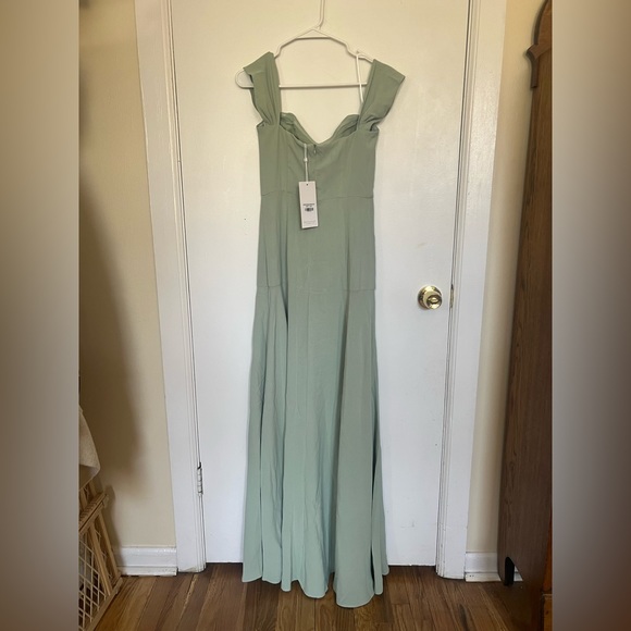 Gorgeous Hello Molly size small sage maxi dress - Picture 6 of 6